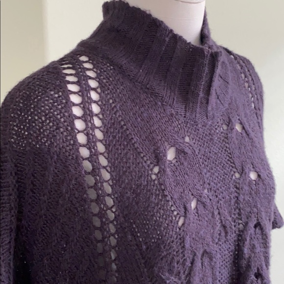 Love Stitch High Low Sweater - Picture 2 of 5